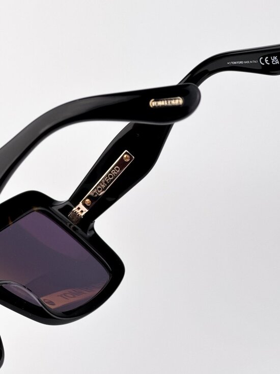 Tom Ford AURORA Women’s Sunglasses Black Smoke Oversized Square FT1194 01A main image 9